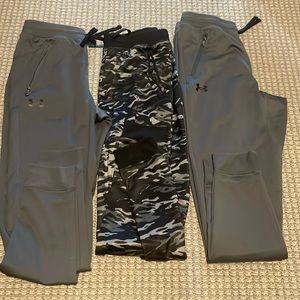 Youth L under Armour like brand new